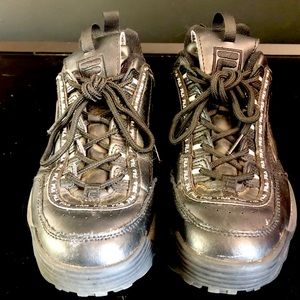 Fila platform sneakers. Black. Size 8. Used